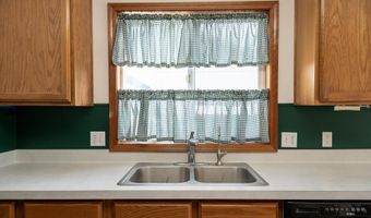 1565 NE 11th St, Benton City, WA 99320