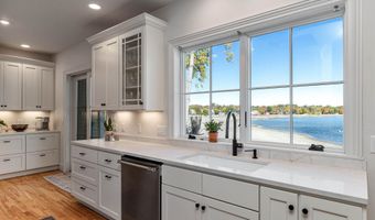 451 Appletree Point Rd, Burlington, VT 05408