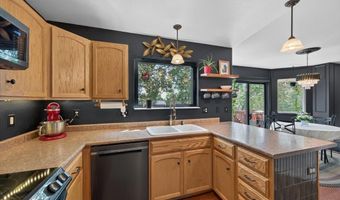 1525 SUNNY Hl, Cheyenne, WY 82001