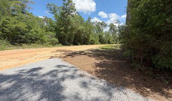 2638 Arpana Cir, Alford, FL 32420