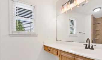 1773 KING JAMES Dr, Alabaster, AL 35007