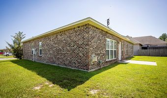 745 Champagne Dr, Biloxi, MS 39532