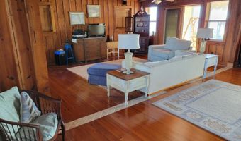 1433 Alligator Dr, Alligator Point, FL 32346