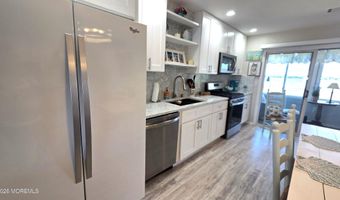 438 E Bay Ave 15, Barnegat, NJ 08005