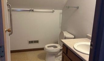 17777 Mush Run Rd, Athens, OH 45701