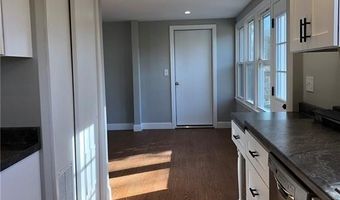 7 Sherbrook Rd, Barrington, RI 02806