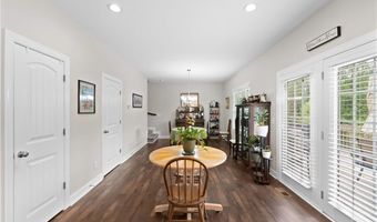 1385 Robins Nest Dr, Asheboro, NC 27203