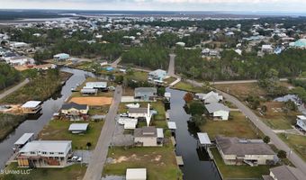 10052 New Mexico St, Bay St. Louis, MS 39520