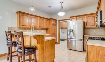 418 W Summit Ave, Augusta, KS 67010