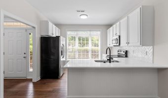 1505 Poets Glade Dr, Apex, NC 27523