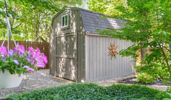 7154 Timbercreek Dr, Allendale, MI 49401