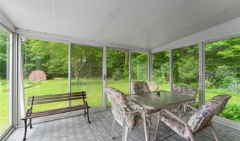 236 Charlestown Pl, Austintown, OH 44515