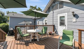 324 E End Ave, Belford, NJ 07718