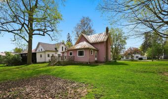 319 E Broad St, Angola, IN 46703