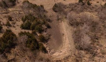 Cape Ave, Alexandria, NE 68352