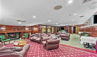 383 Metacom Ave, Bristol, RI 02809