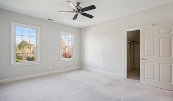 8802 NORTHERN SPRUCE Ln, Alexandria, VA 22309