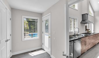 199 Pinckney Rd, Little Silver, NJ 07739