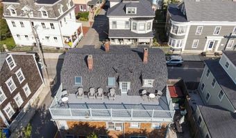 209 Spring St, Newport, RI 02840