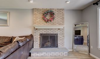 163 Windy Knoll Dr, Berlin, CT 06037