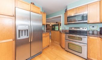 275 Highlake Ave, Ann Arbor, MI 48103
