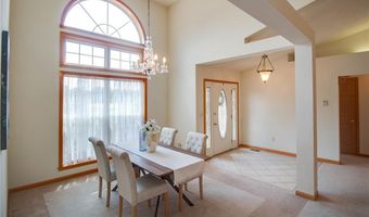 101 Serenity Dr, Alton, IL 62002