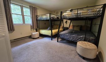 136 Birch Dr, Blakeslee, PA 18610