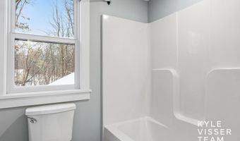 7787 S Gracemoor Ct SE, Alto, MI 49302