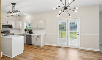 305 NE 16th St, Ankeny, IA 50021
