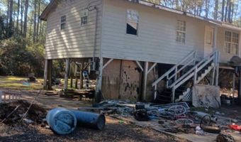 8845 DOWNEY St, Bayou La Batre, AL 36509