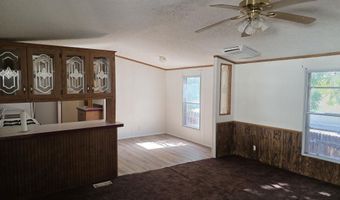 520 SHIRLEY St, Bloomfield, NM 87413