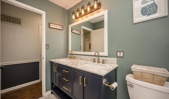 508 Arborwood Dr, Ballwin, MO 63021