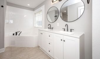 345 Bowen St, Biloxi, MS 39530