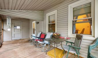 605 6Th St, Barling, AR 72923