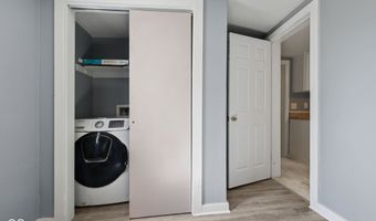 225 S 2nd Ave, Beech Grove, IN 46107