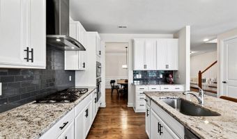 906 Haybeck Ln, Apex, NC 27523