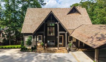 37 Holly Ln, Alexander City, AL 35010