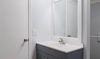 904 Krug Rd, Bentonville, AR 72712