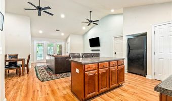807 W LONGLEAF Dr 15, Auburn, AL 36832