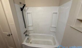206 Walker Dr, Attalla, AL 35954