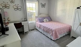 6227 E Sarver Ln, Argenta, IL 62501