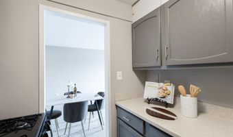 1931 N CLEVELAND St 602, Arlington, VA 22201