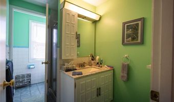 711 Black Plain Rd, North Smithfield, RI 02896