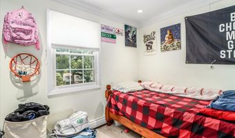 21 Chimney Dr, Bethel, CT 06801