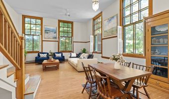 35 Nonantum St C, Boston, MA 02135