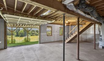 914 Union Rd, Appleton, ME 04862
