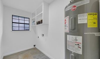 831 W Hackberry Ave, Alamo, TX 78516