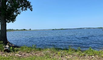 107 Hunter Rd N, Alburgh, VT 05440