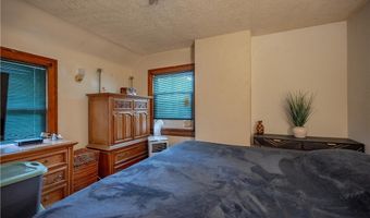 531 Fernwood Dr, Akron, OH 44320