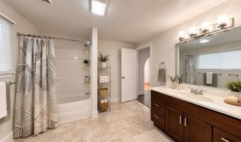 3452 Lindale Rd, Ardmore, OK 73401